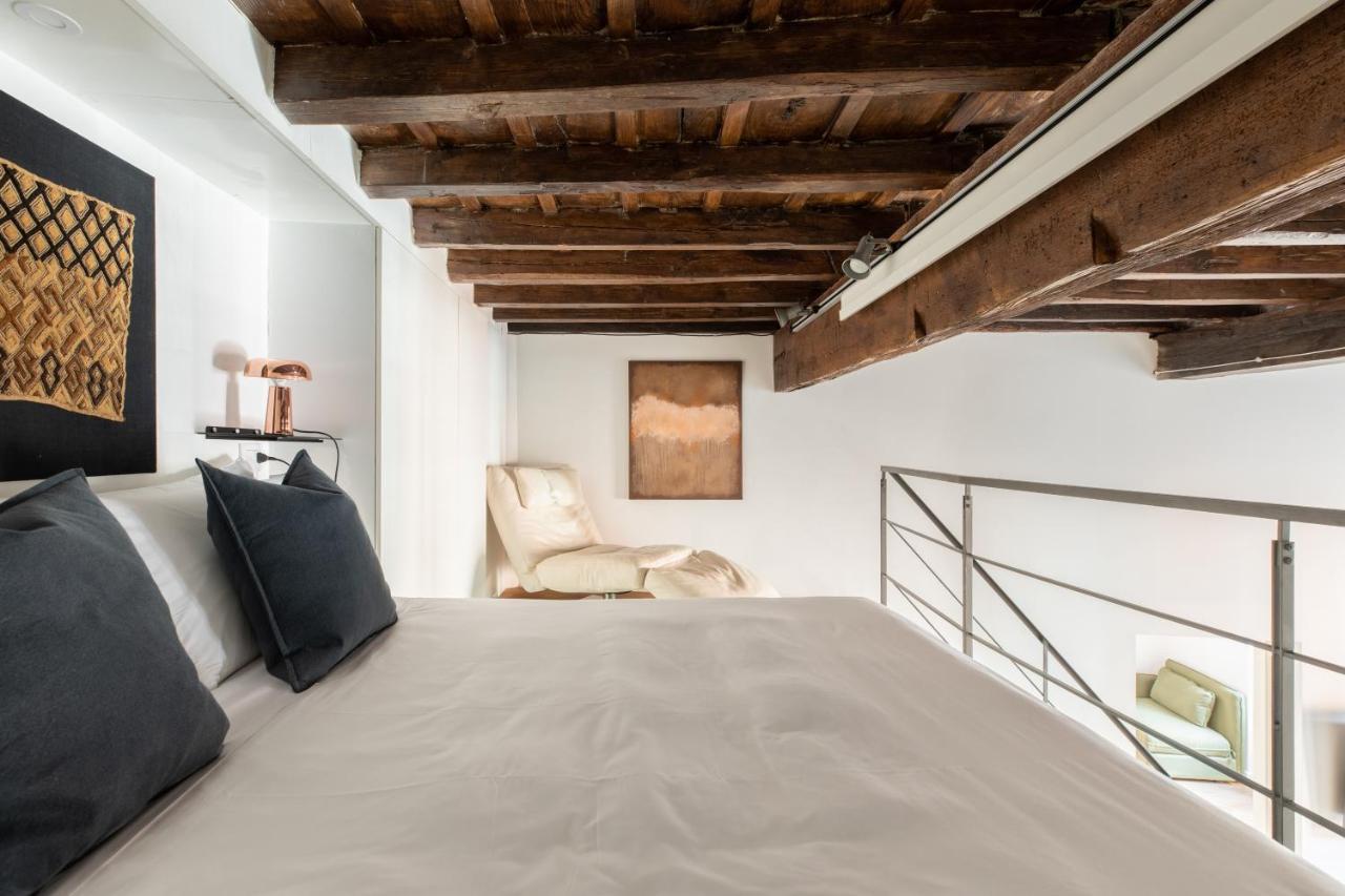 Ferienwohnung Iflat Art In The Heart Of Rom Exterior foto